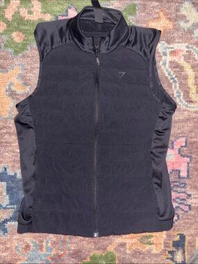 Gymshark Black Quilted Hybrid Vest
